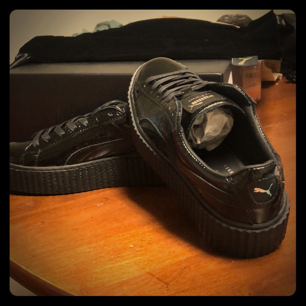 Black Puma 7.5 (never worn)